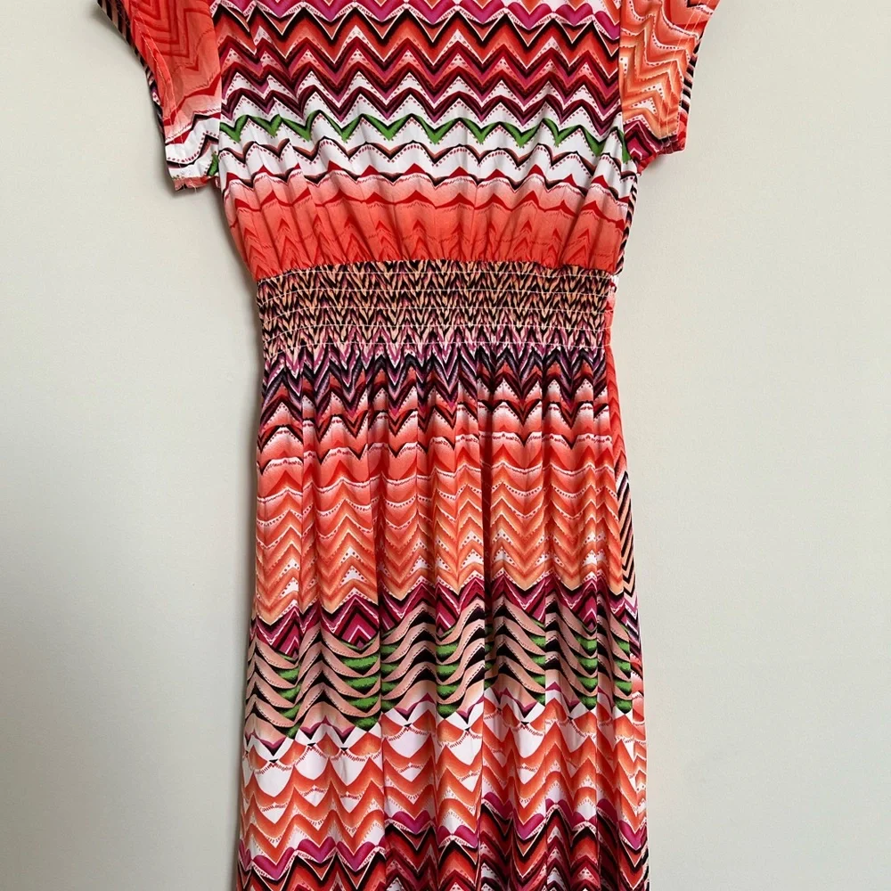 Coral Chevron Print Dress XL | Boho V-Neck Smocked Waist Summer Dress - Picture 7 of 8